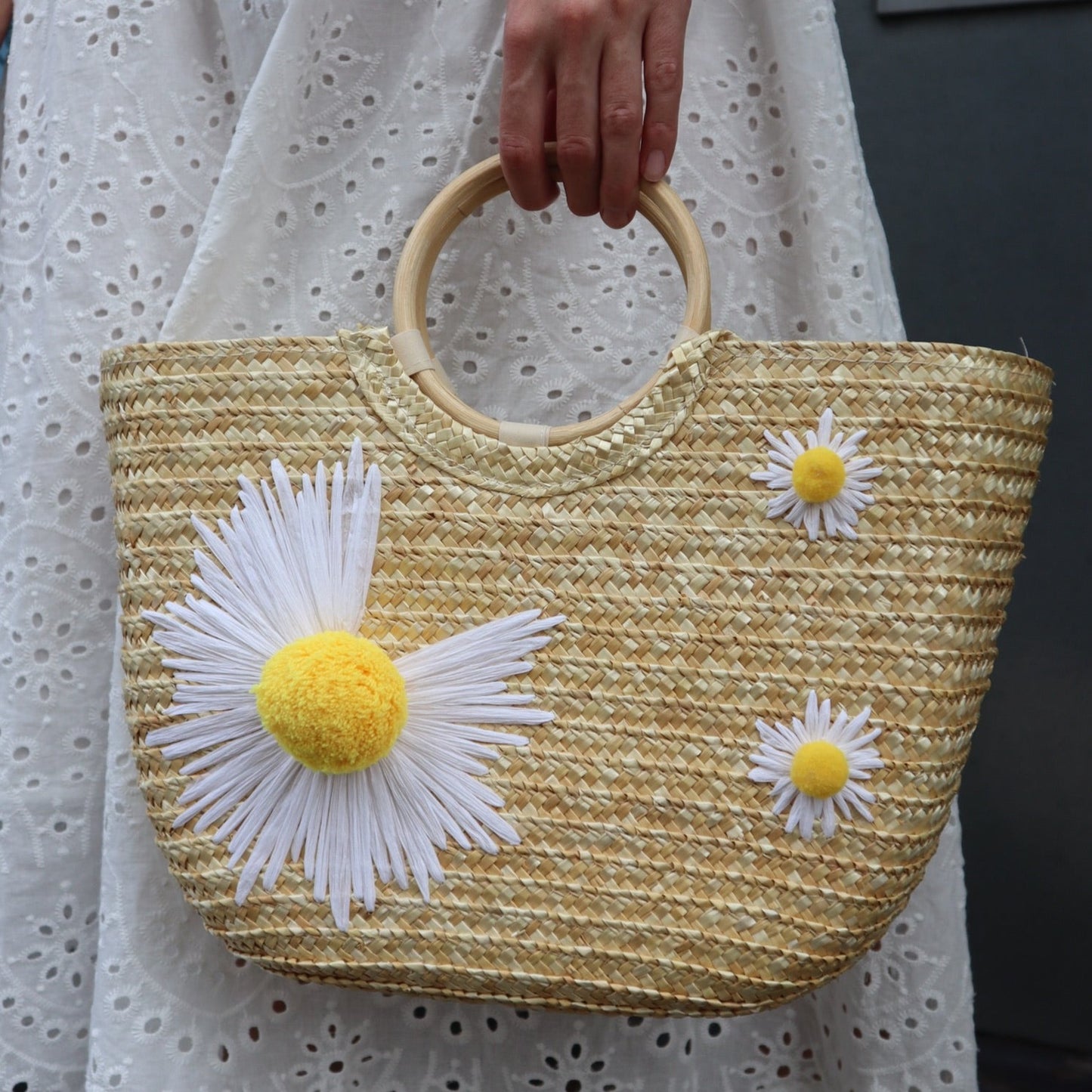 Daisy Straw Bag